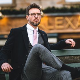 And just like that... it's April! 

As we move into wedding season, remember to take a look at our range for some fantastic suits, shirts, ties and accessories.

Whatever you need, we're here to help at Jenson Samuel.
